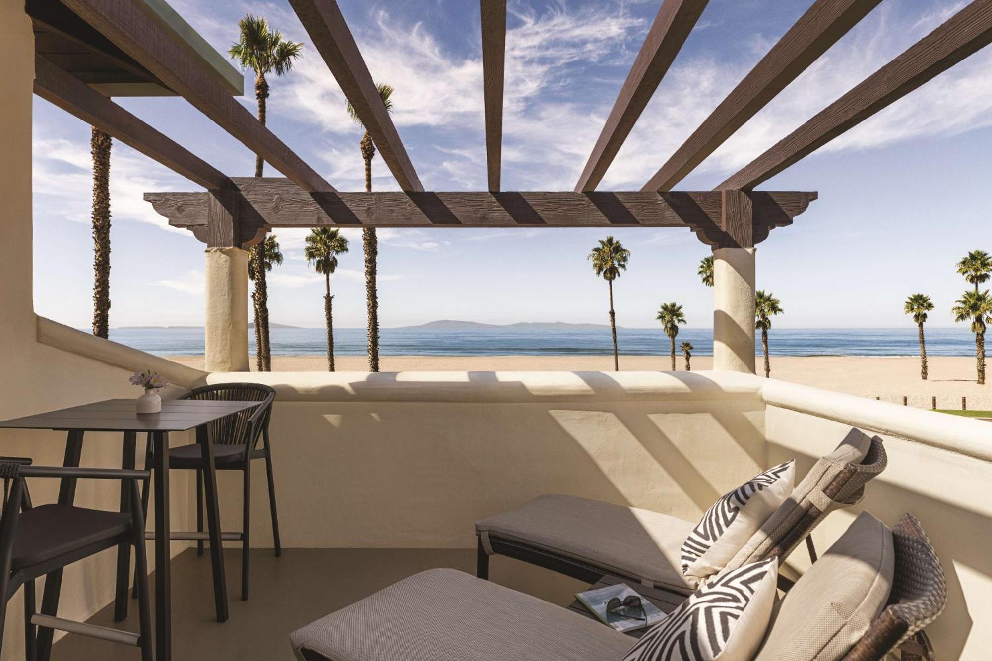 Zachari Dunes On Mandalay Beach, Curio Collection By Hilton Oxnard Exterior foto