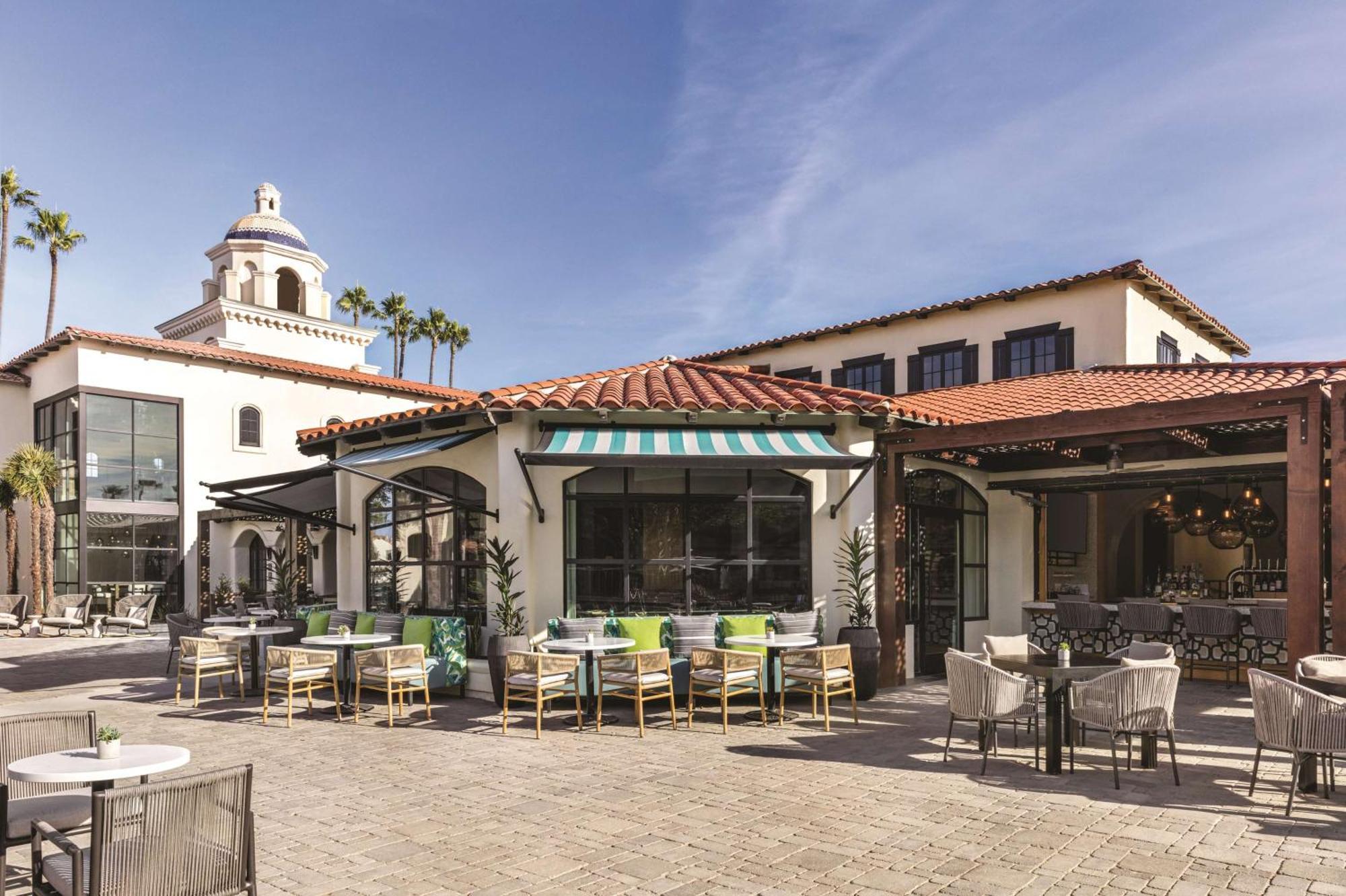 Zachari Dunes On Mandalay Beach, Curio Collection By Hilton Oxnard Exterior foto