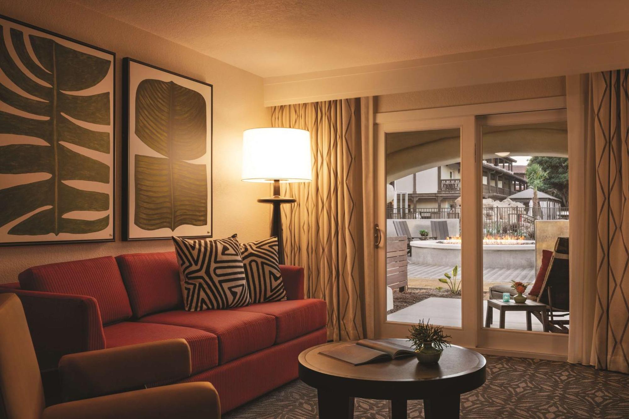 Zachari Dunes On Mandalay Beach, Curio Collection By Hilton Oxnard Exterior foto