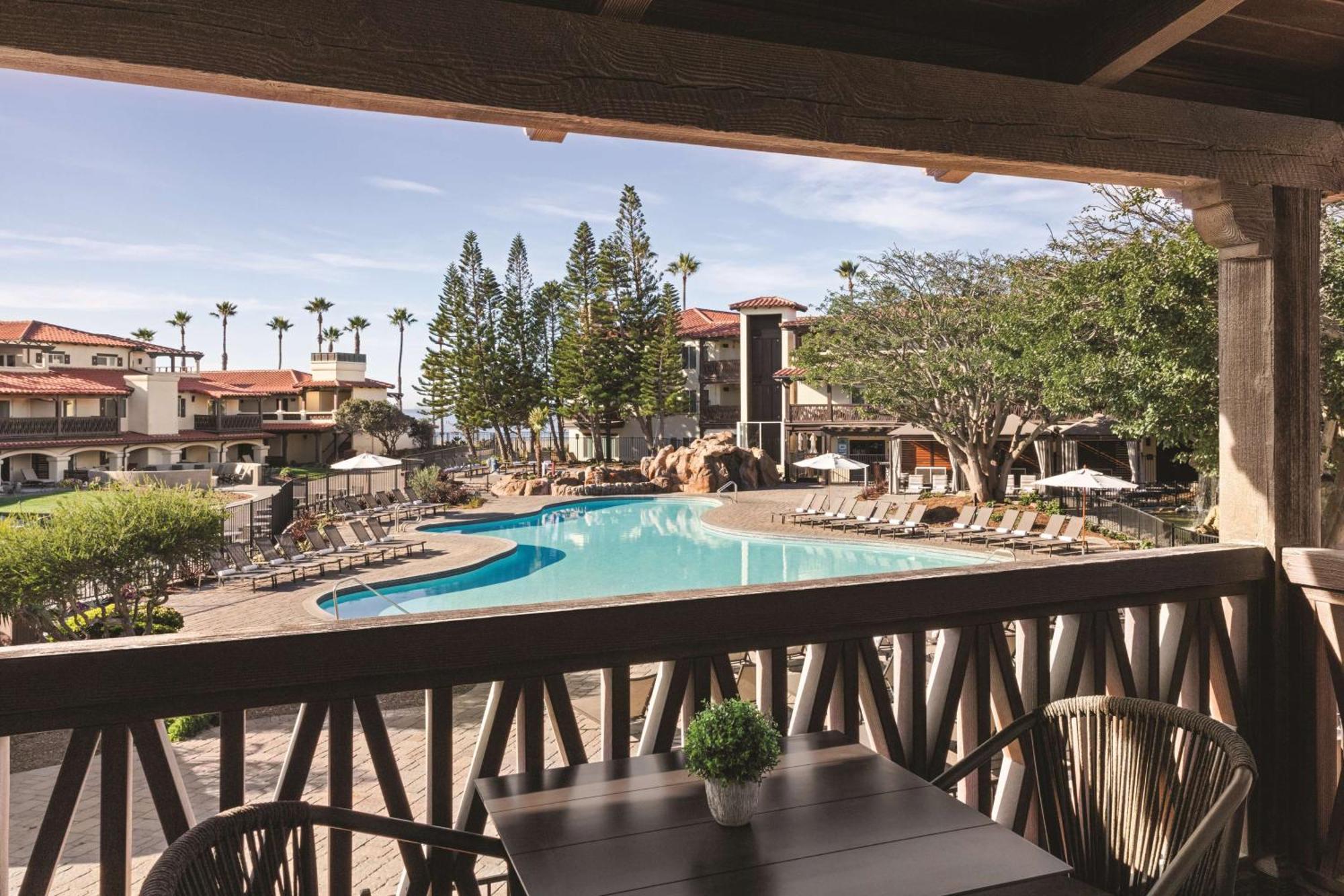 Zachari Dunes On Mandalay Beach, Curio Collection By Hilton Oxnard Exterior foto